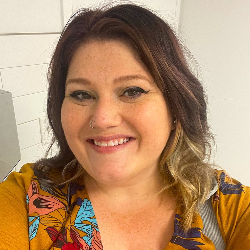 Meet your Posher, Stephanie